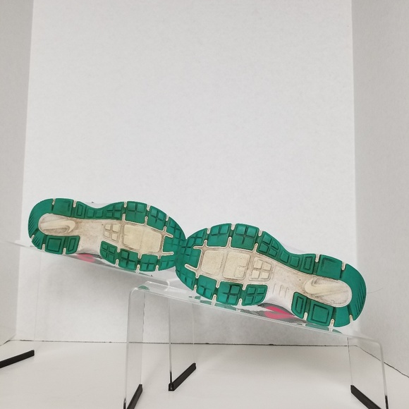 Nike Kids Size 13C - Picture 3 of 3